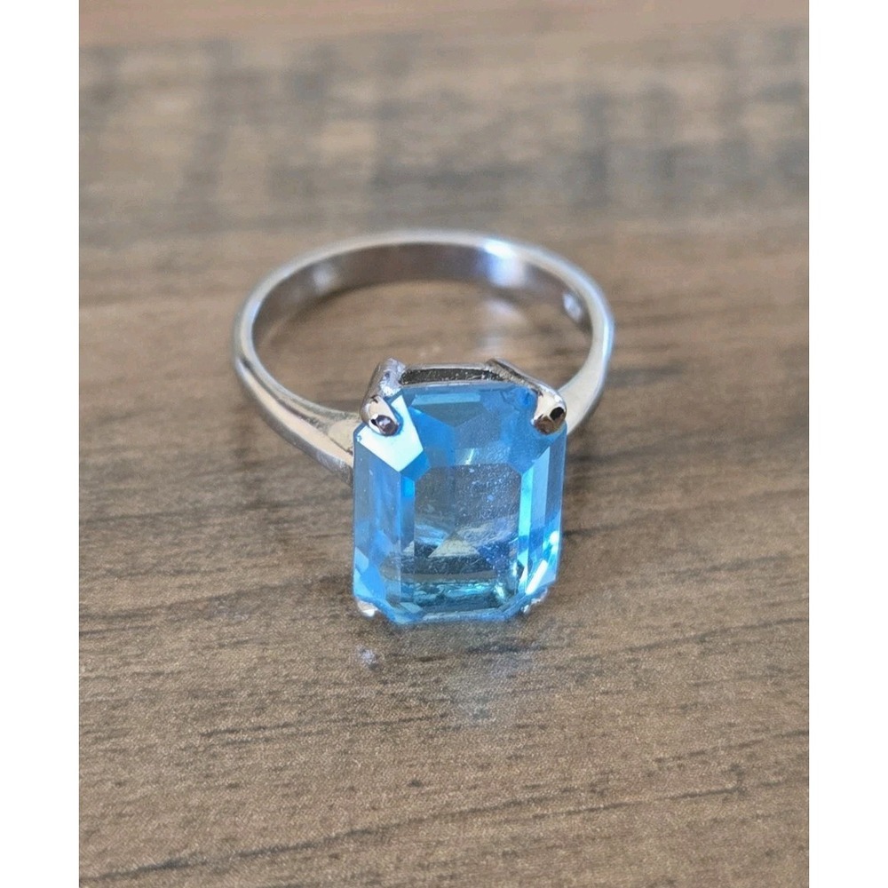 Simulated Blue Topaz/Glass Cocktail Ring Emerald Cut Silver Plated Base Size 8